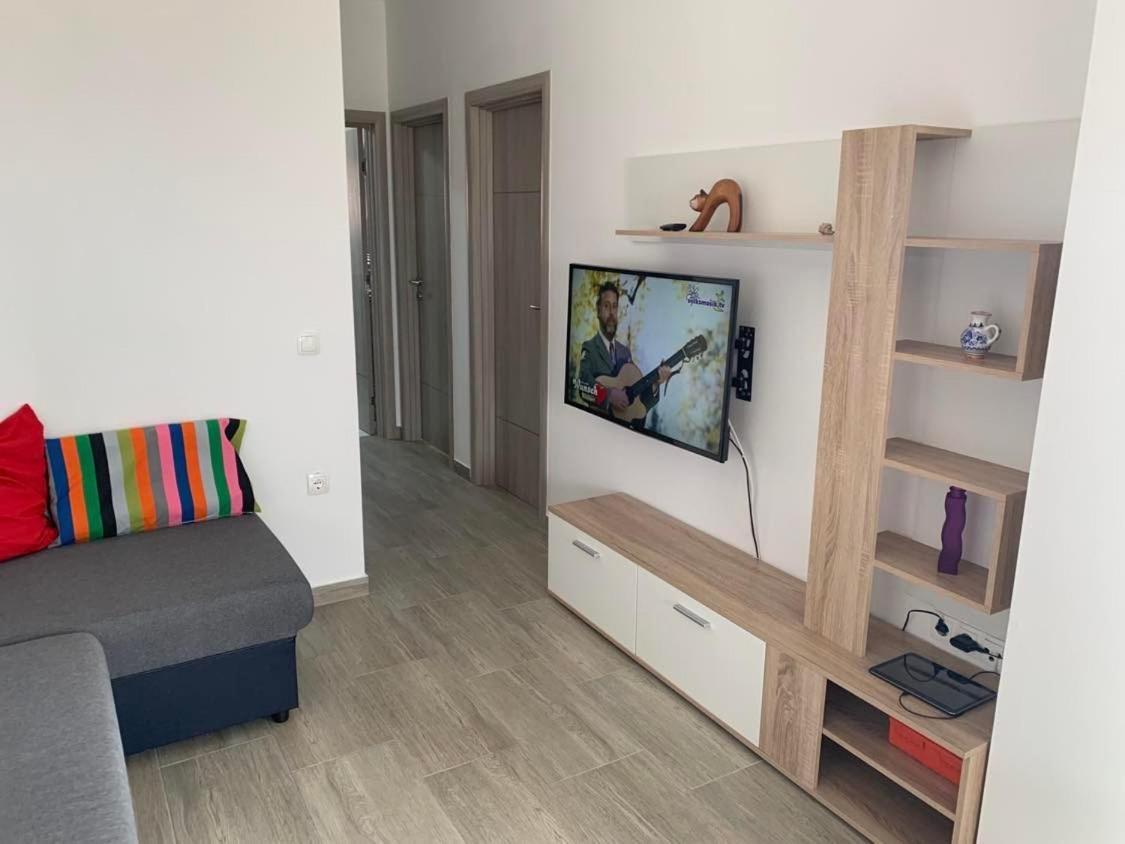 D&W Mandre 34 Apartment Luaran gambar